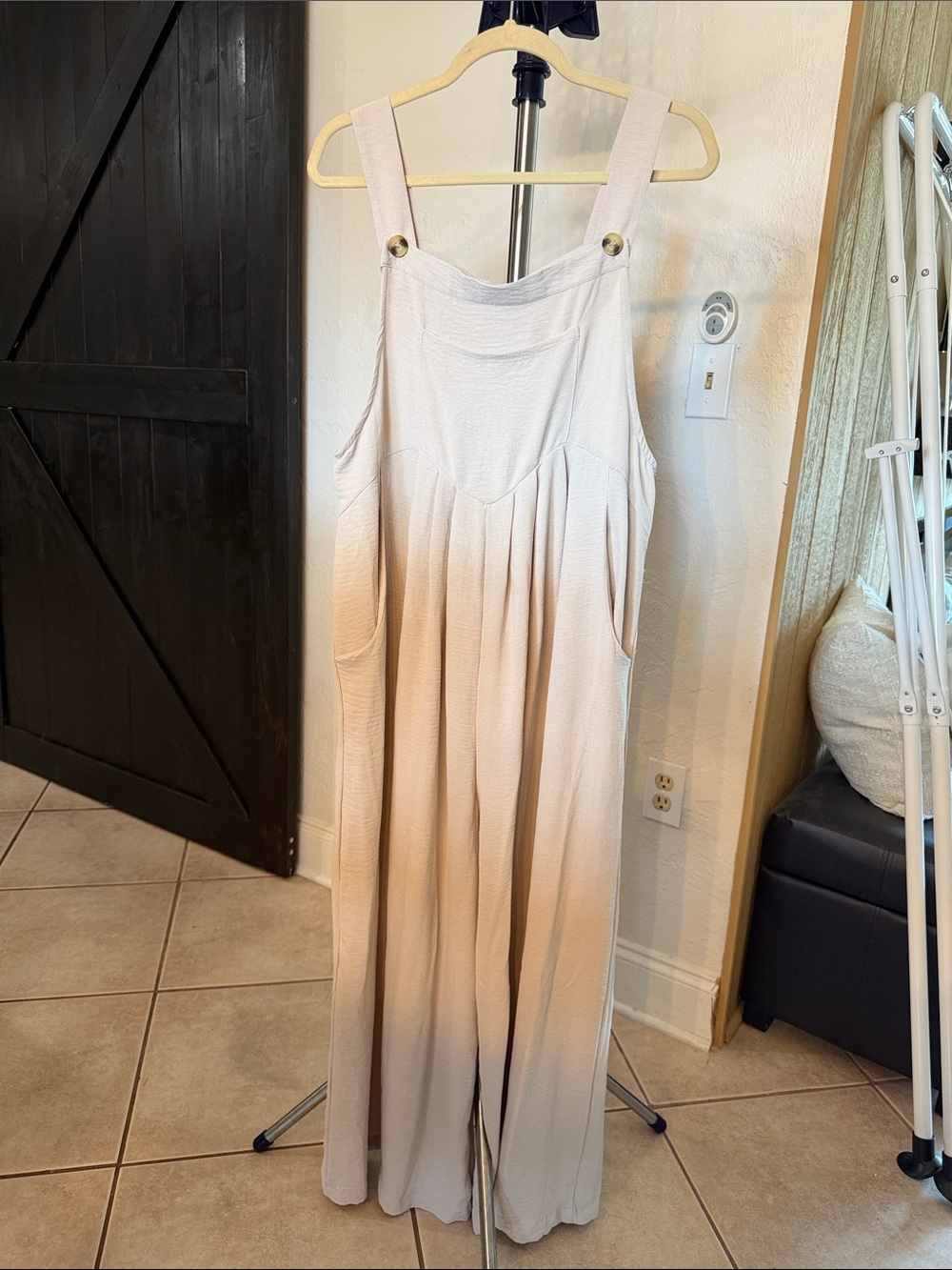 Discreet Neutral-Tone Jumpsuit in Beige